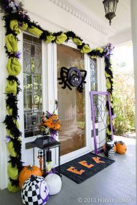 decorating ideas for halloween front porch halloween-porch-ideas-8 TSRHPHY