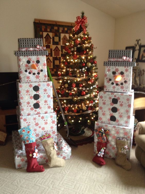 diy ideas for christmas decorations wrap u0026 stack presents to look like a snowman....over 60 of MPGVBEH
