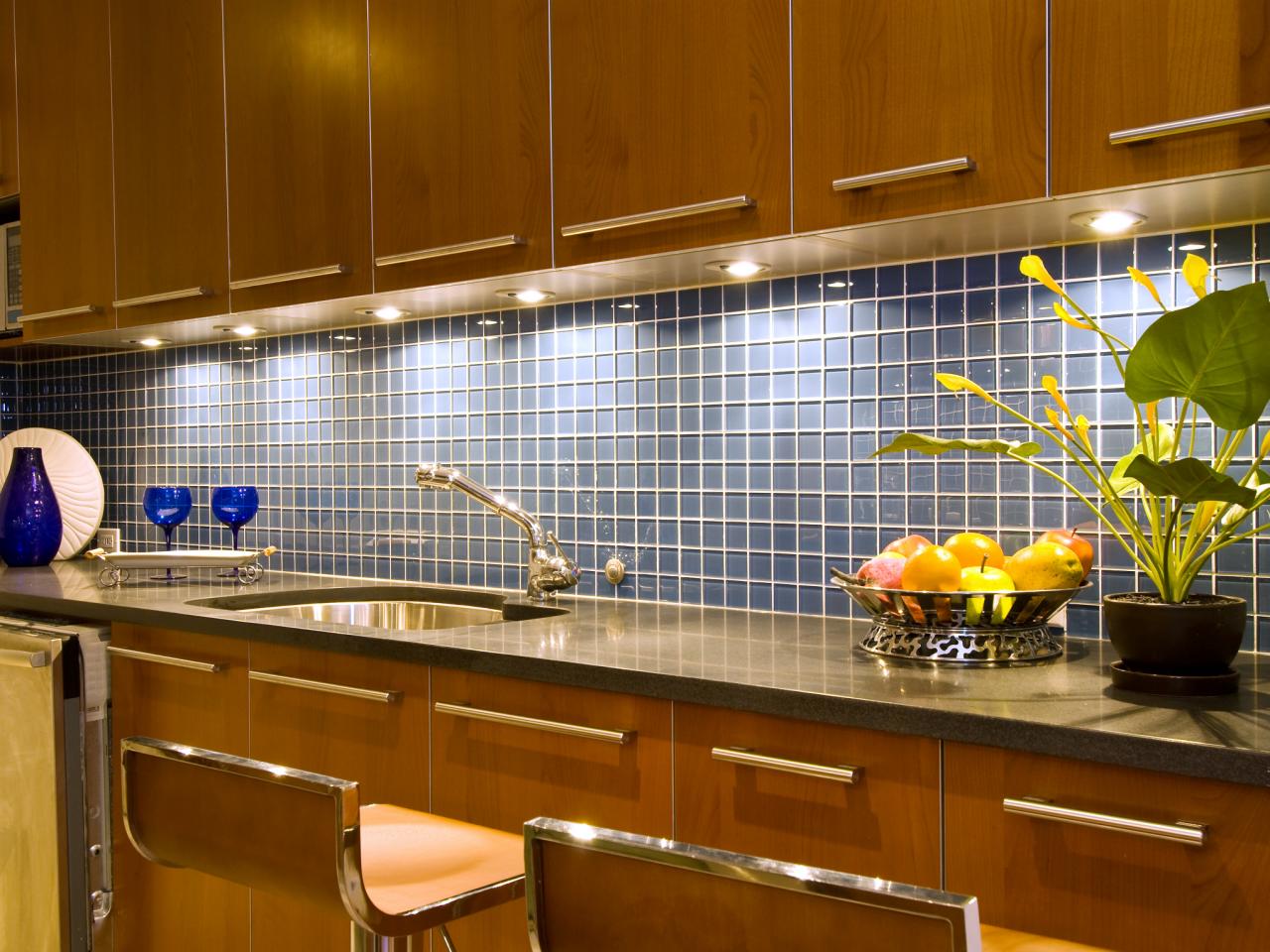 kitchen tiles design style your kitchen with the latest in tile QTNOAFG
