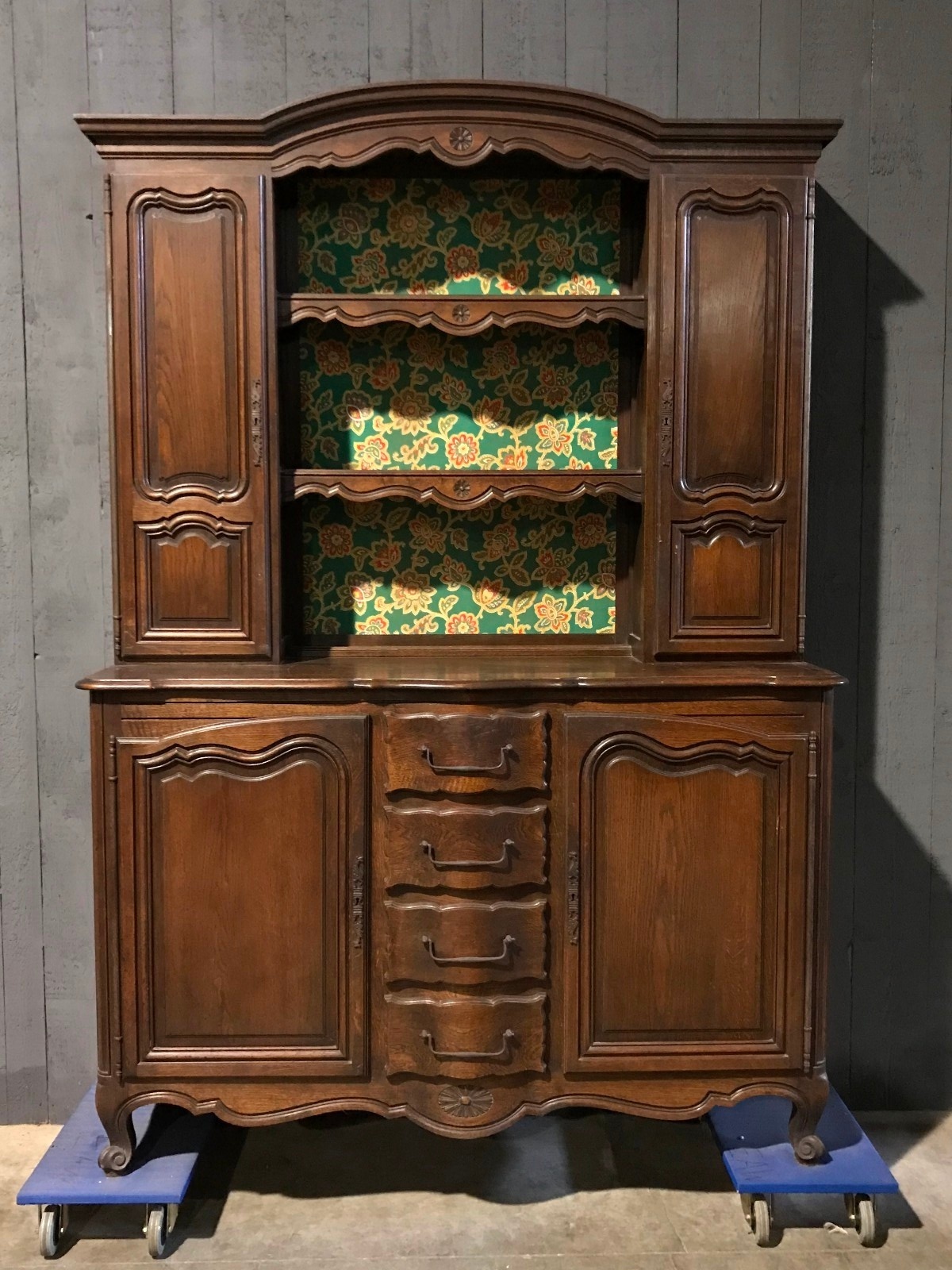 Louis XV Antique cupboard