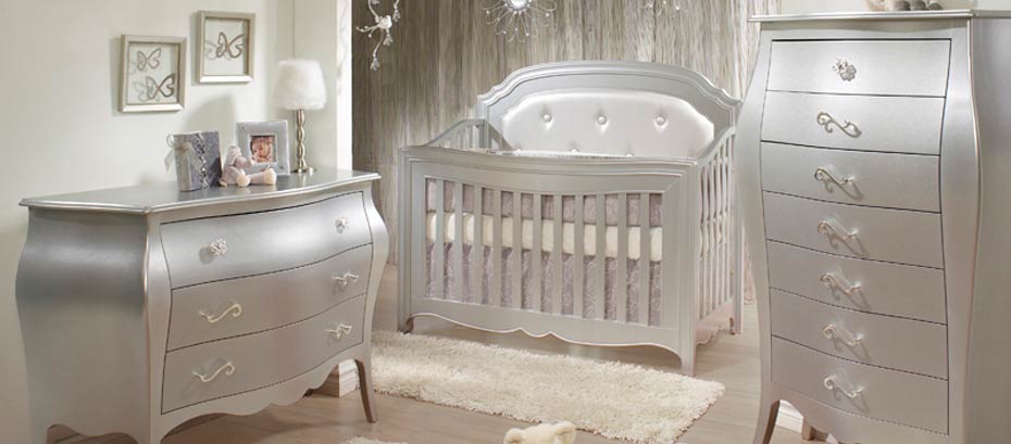 Baby Furniture : Baby Cribs, Nursery Gliders, Dressers and Armoires