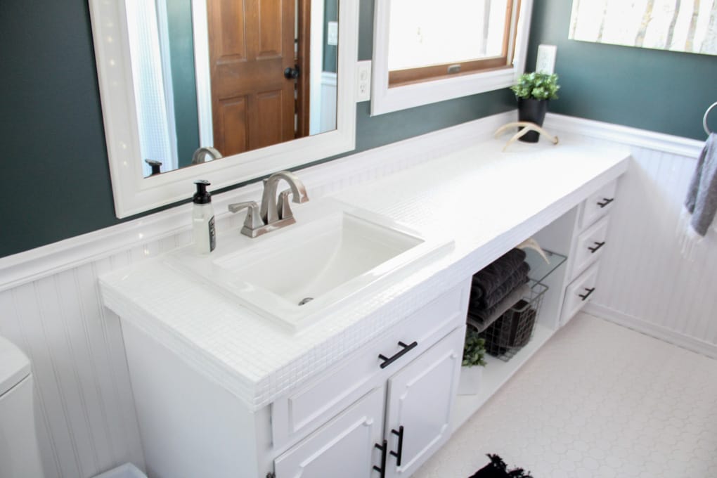 Types Of Materials Used For Making Bathroom Countertops