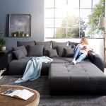 Big-Sofa Violetta 310x135 cm Schwarz mit Hocker