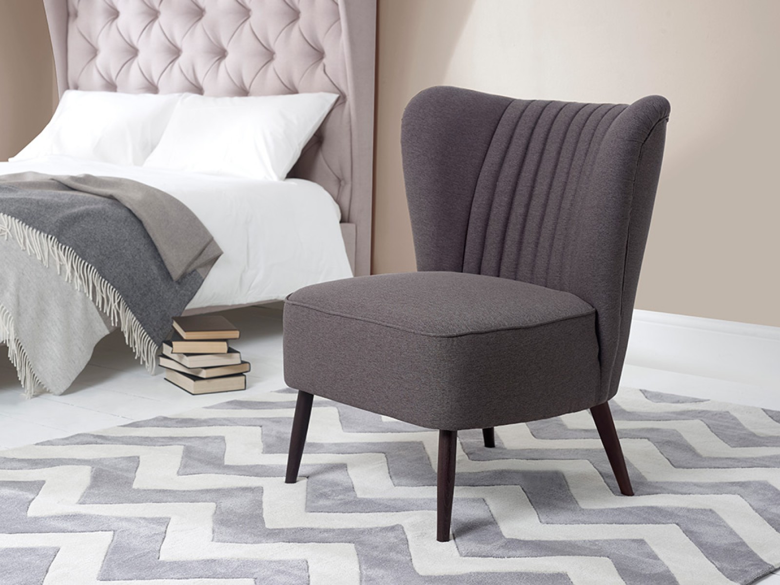 Top 10 Comfy Chairs for the Bedroom