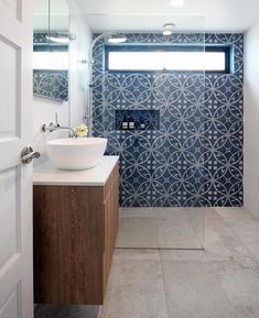 Interior Design & Hospitality Design Industry-Tips. Corner Shower