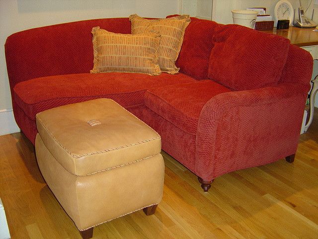Corner loveseat/chaise with ottoman