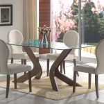 3 Essential Considerations When Choosing Glass Dining Room Table