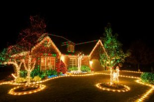 How to Hang Christmas Lights | DIY