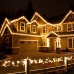 Outdoor Christmas Lights Ideas For The Roof | w i n t e r