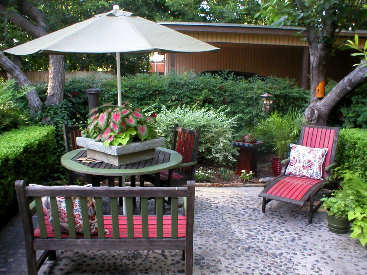Add Inexpensive Touches to Dress Up Outdoor Spaces