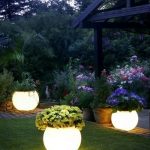 28 Super Awesome Outdoor Lighting Ideas to Enhance Your Summer Nights
