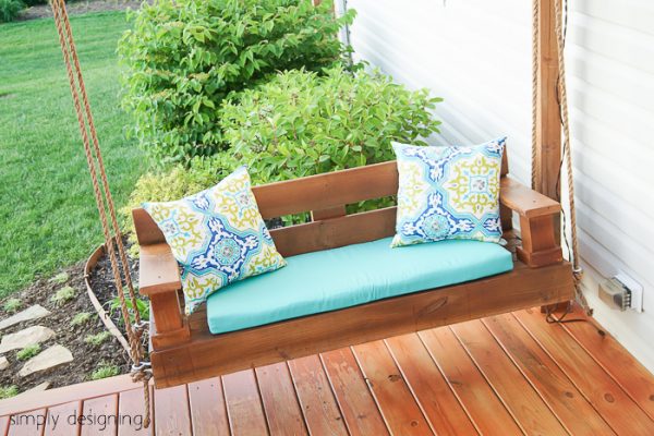 This porch swing has a little more modern flair to it than the one  previously shown. But it also looks really simple to build. The tutorial  seems rather