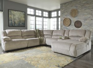 Reclining Sectional w/ Console & Chaise