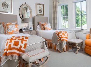 How to Decorate With Twin Beds