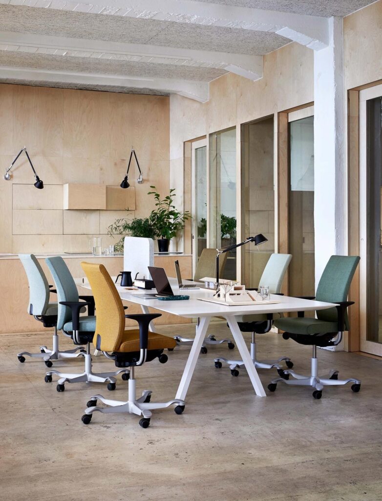 1698453806_Fabric-Office-Chairs.jpg