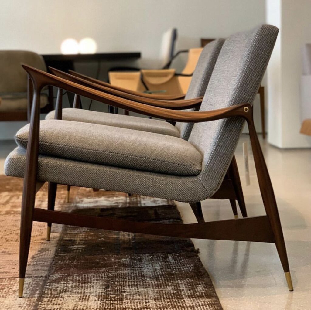 1698460288_Armchair-Modern.jpg