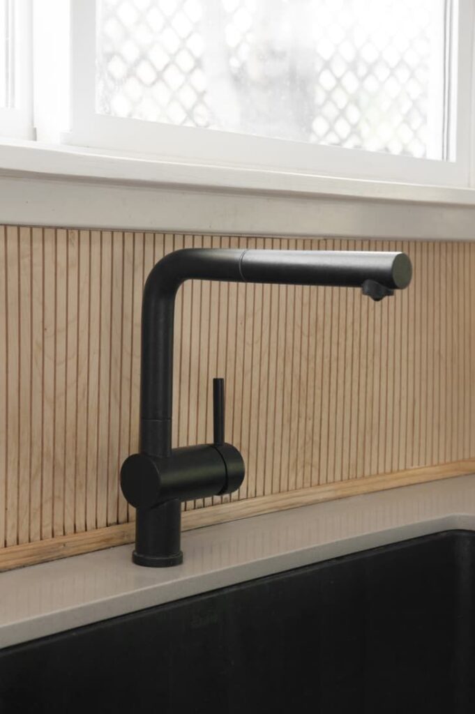 1698463858_Inexpensive-Backsplash.jpg