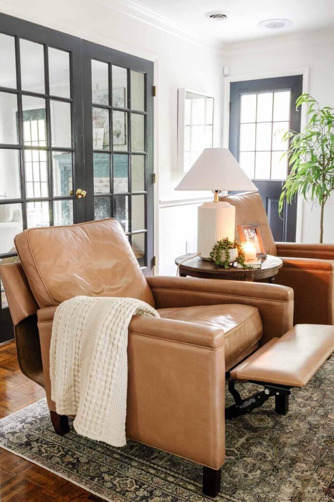 1698464600_Leather-Recliners.jpg