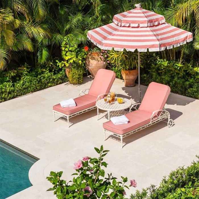 1698466714_Patio-Umbrellas.jpg