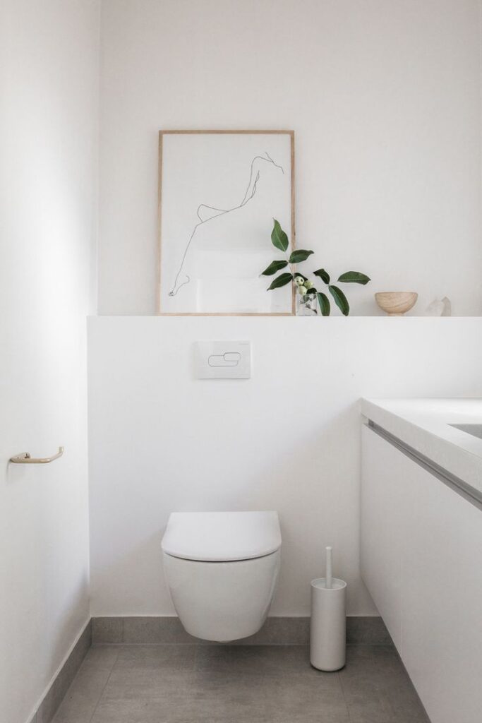 1698468758_White-Bathroom-Light-Fixtures.jpg