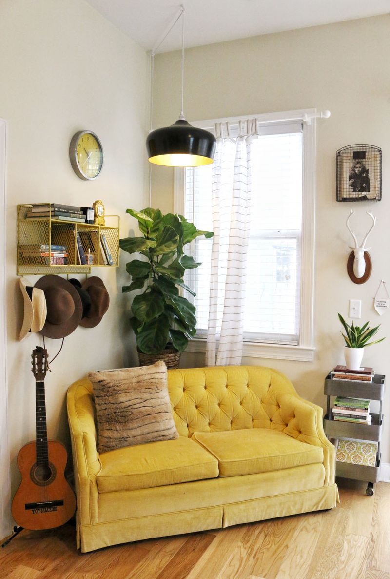 Pretty Ideas for Living Room Corners