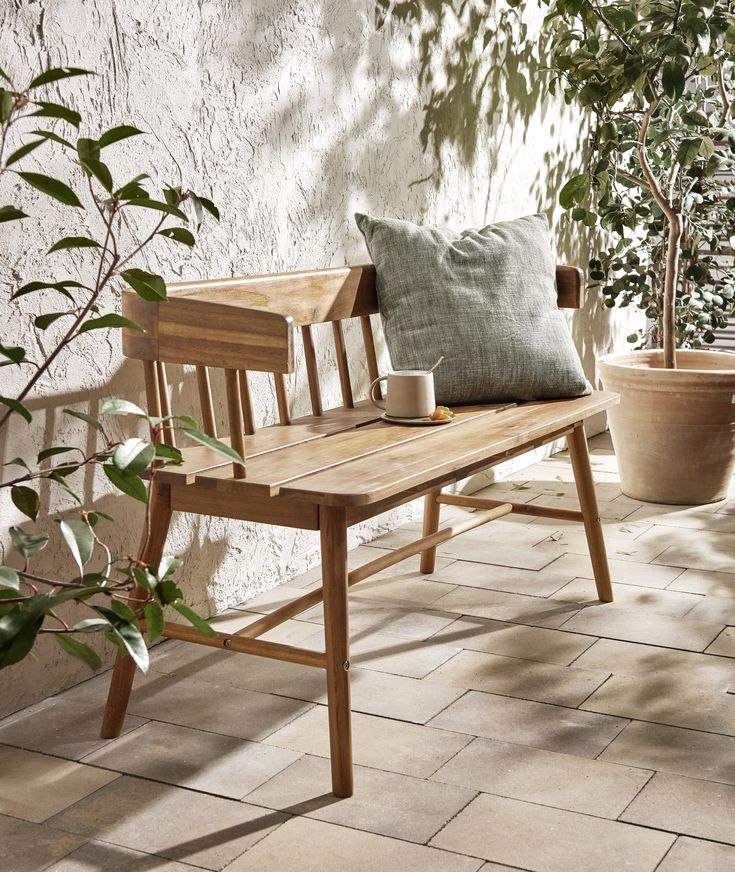 Wooden Garden Furniture You’ll Enjoy