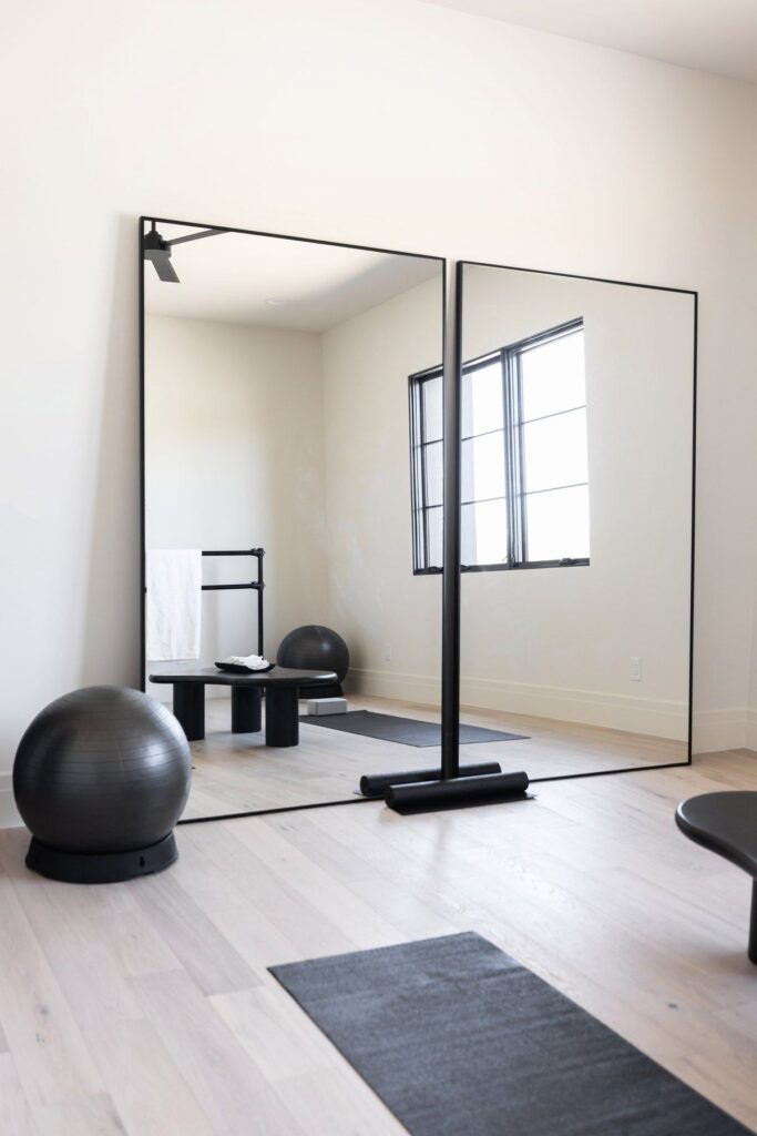 1698480448_Contemporary-Setting.jpg