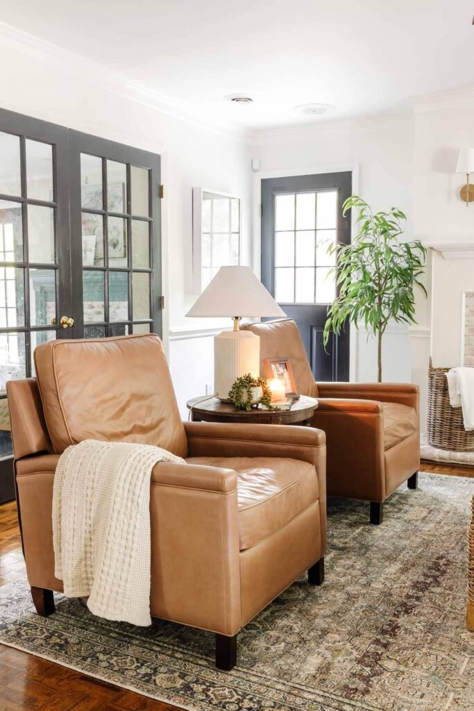 1698484354_Leather-Recliners.jpg