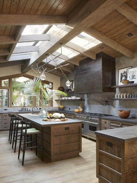 1698485060_Luxury-Kitchen-Design.jpg