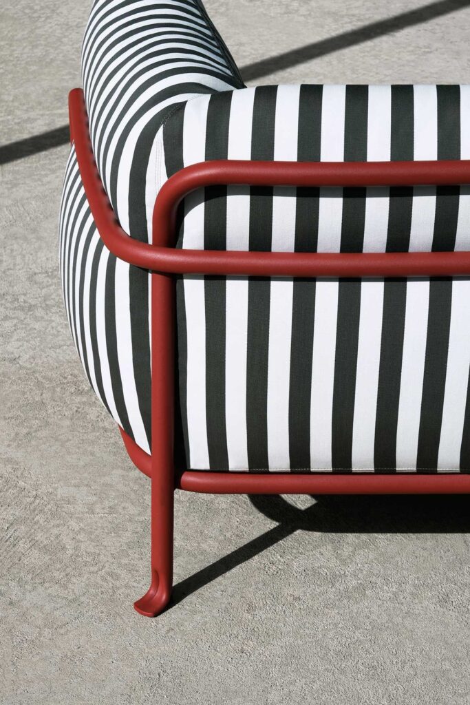 1698486199_Outdoor-Furniture.jpg