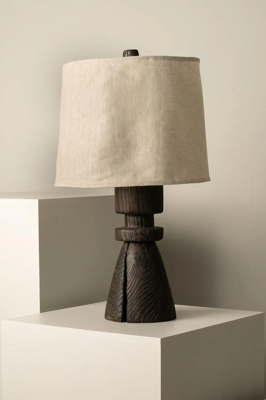 Table lamps with shade – an optical
  pleasure on many levels