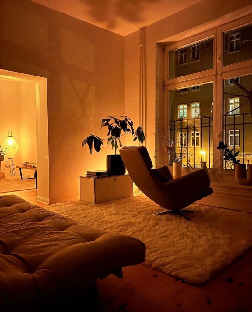 1698489849_Bedroom-Mood-Lighting.jpg