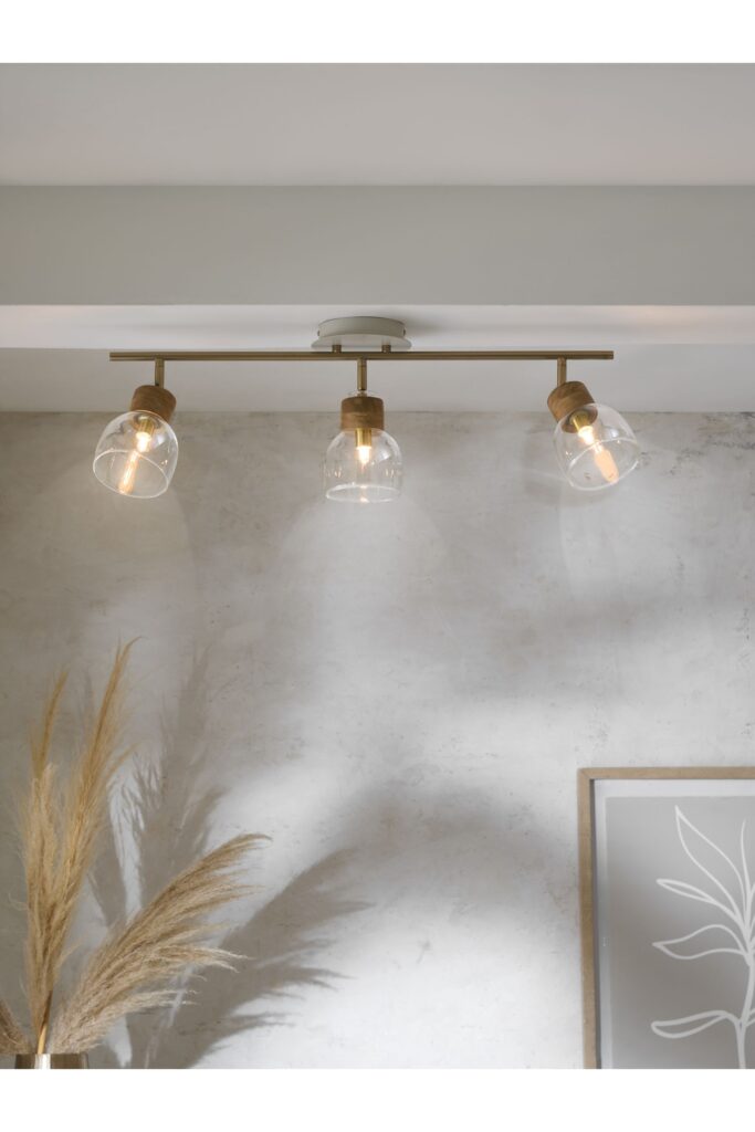 1698493125_Kitchen-Lighting-Fixtures-with-Small-Spaces.jpg