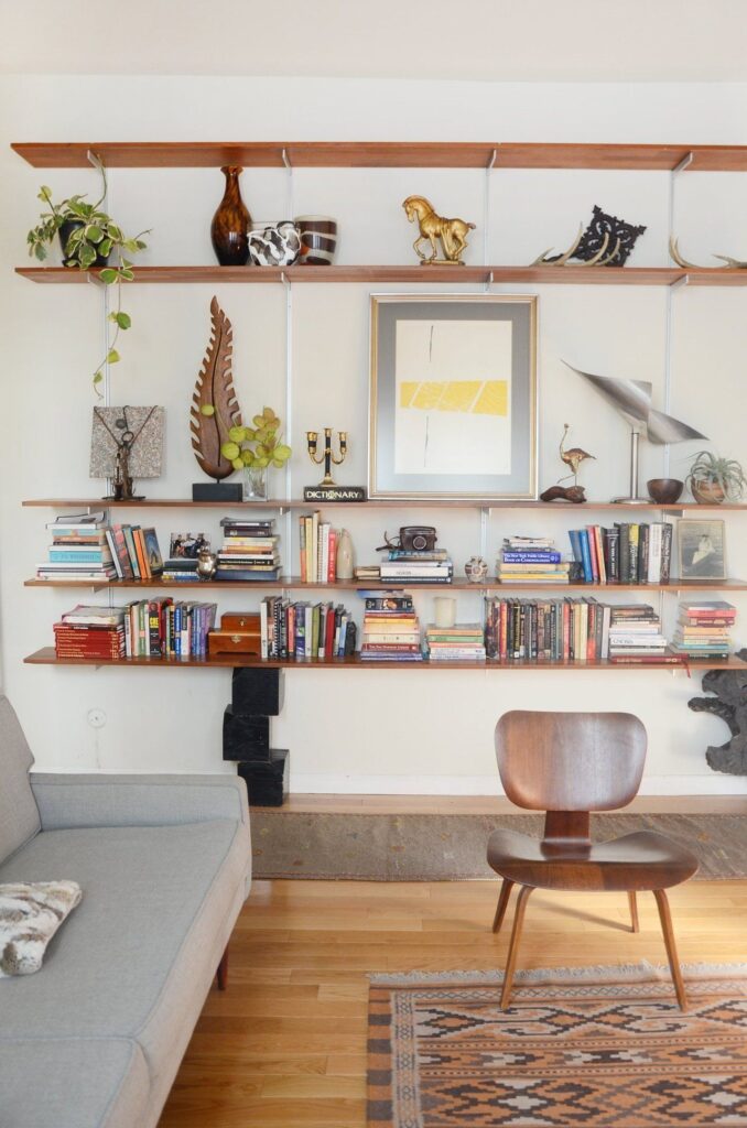 1698494602_Modern-Mounted-Bookshelves.jpg