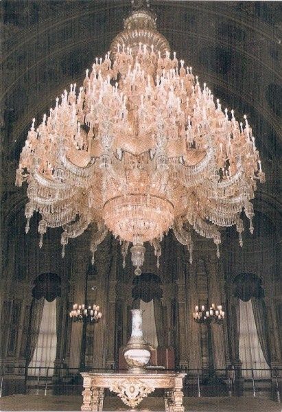 1698500321_Crystal-chandelier.jpg