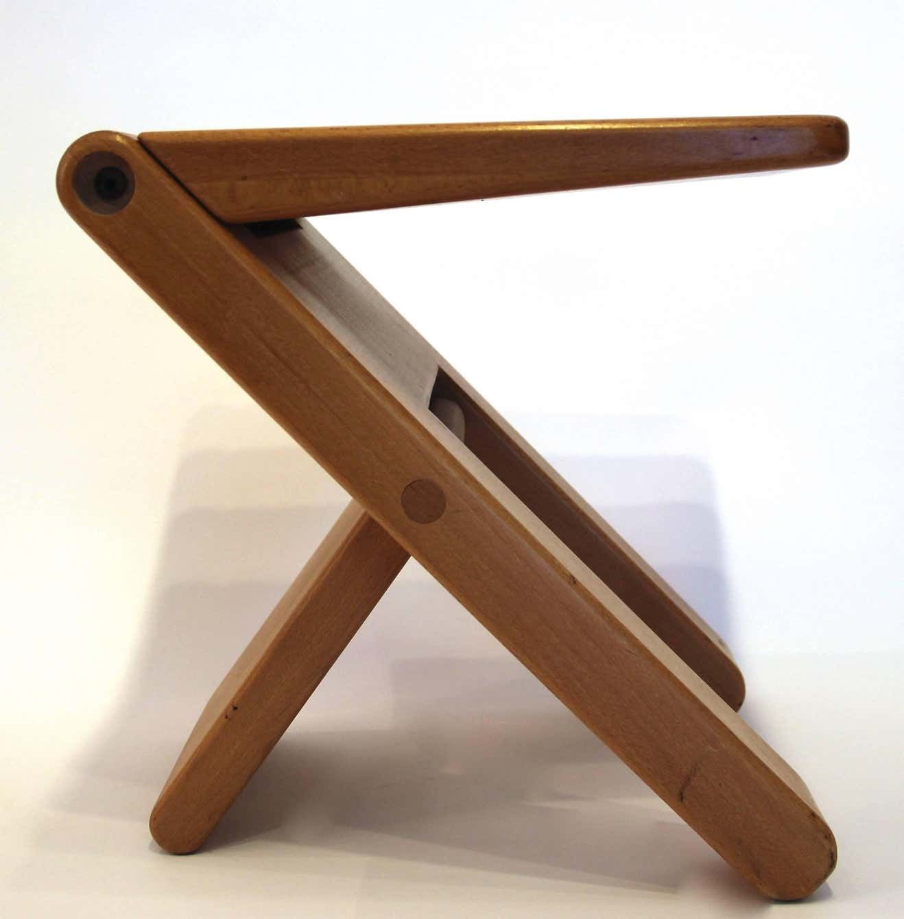 Modern folding stool ideas for your home
  decor