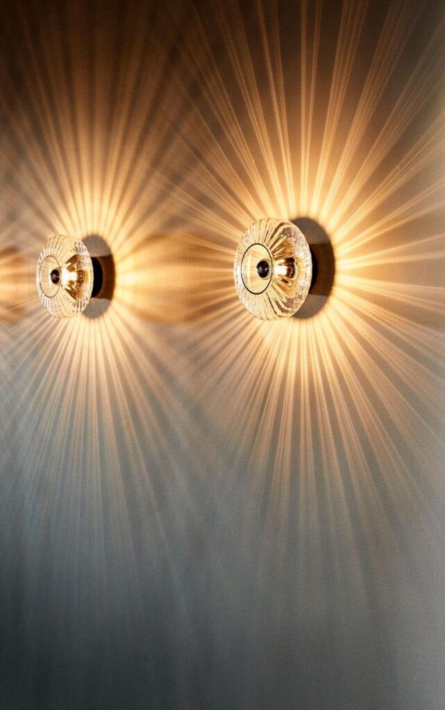 1698503751_modern-wall-lights.jpg