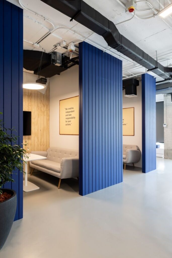1698504122_Office-Interior-Designing.jpg