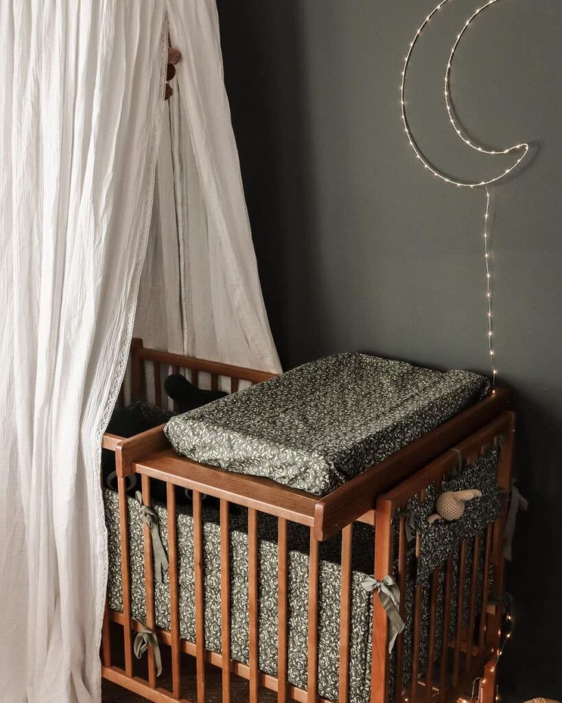 1698507377_Baby-Cot-Ideas.jpg