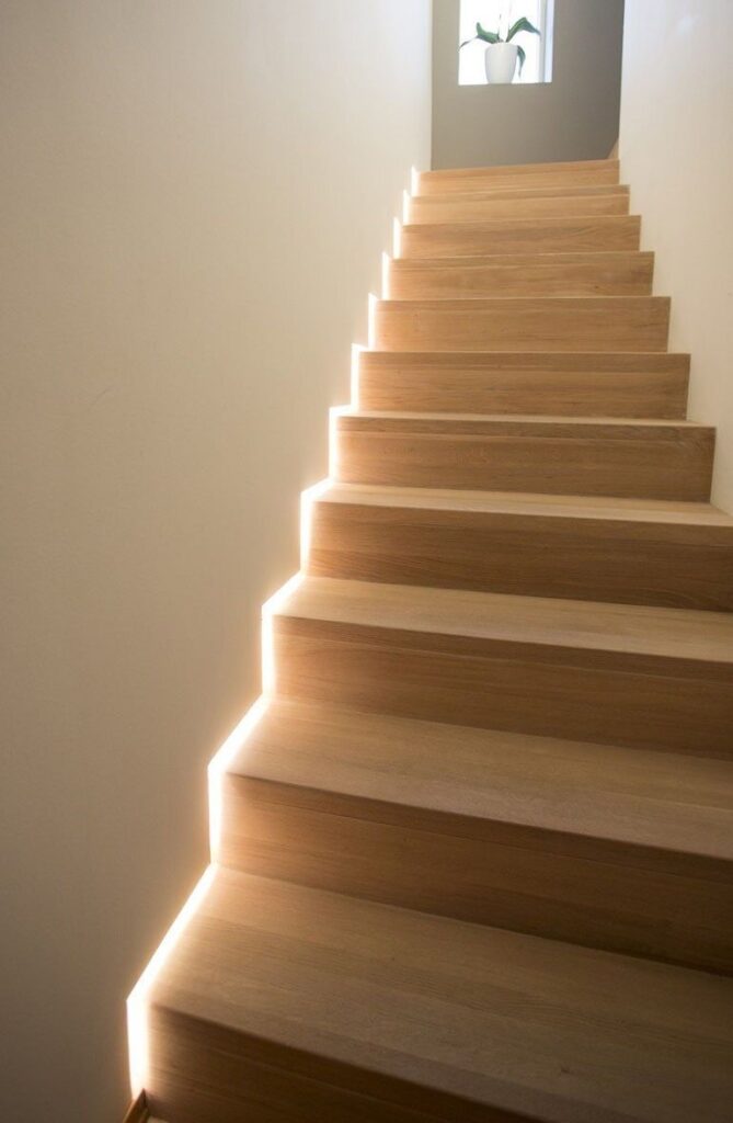 1698519105_Led-Stair-Lights.jpg