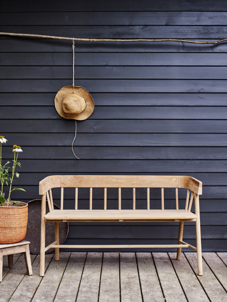 1698519625_Modern-garden-furniture.png