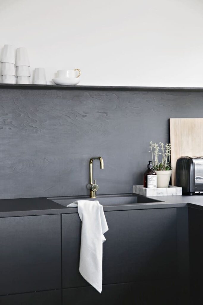 Inexpensive-Backsplash.jpg