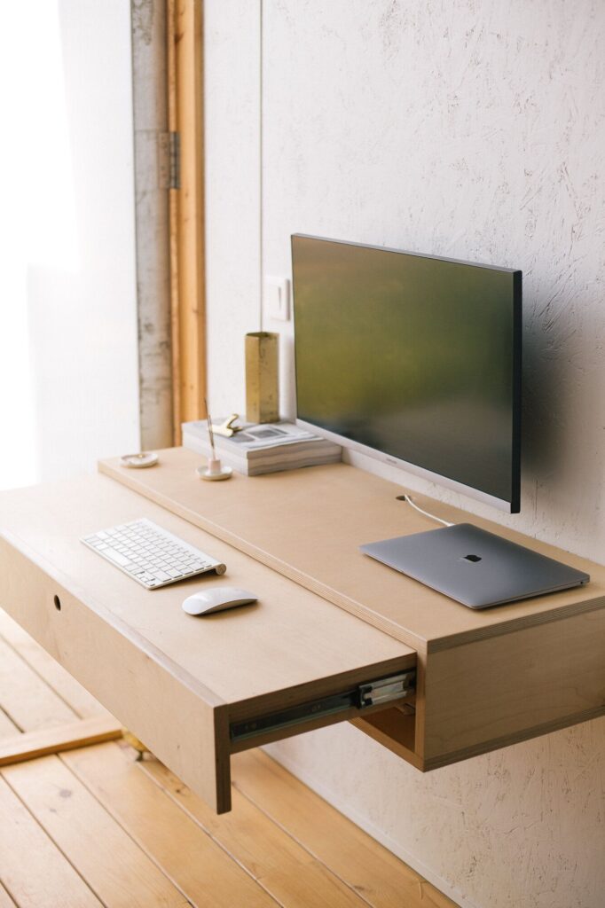 Modern-Desks.jpg