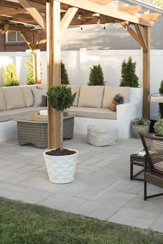 Patio-Pavers-Ideas.jpg