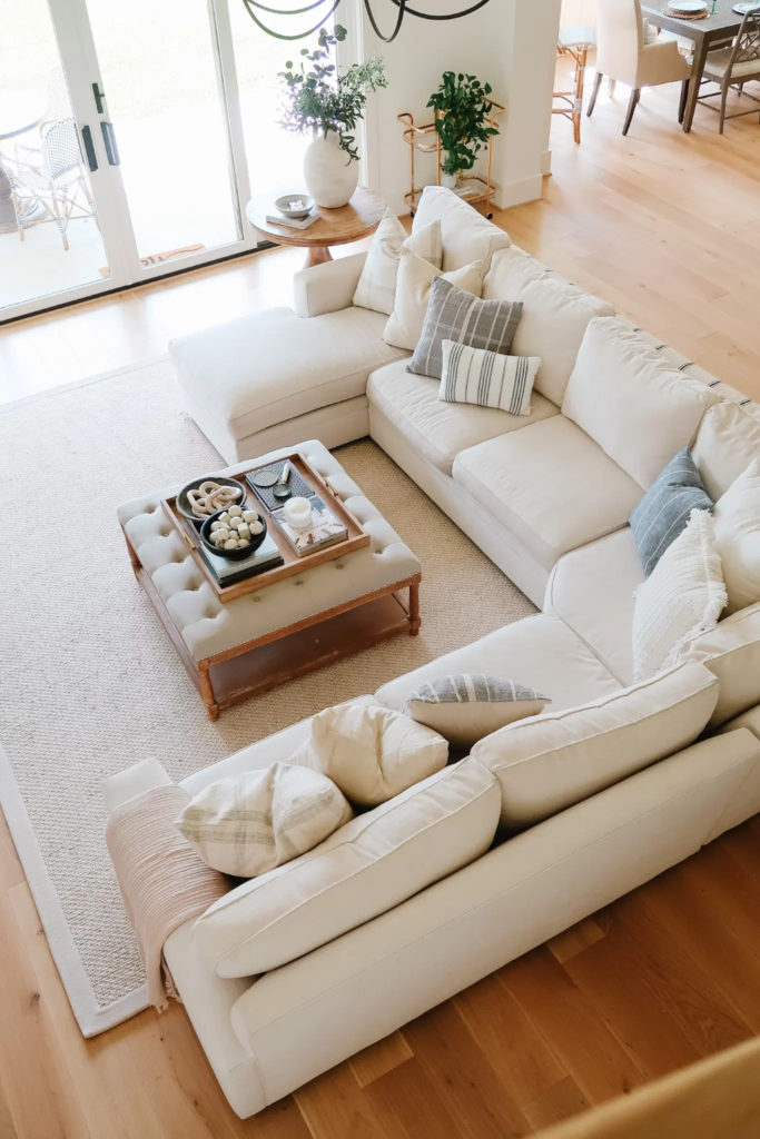 Sectional-Couch.png