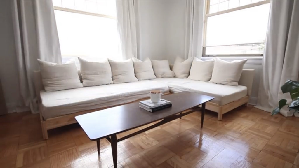 Sectional-Sofa-With-Bed.png