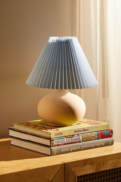 Table-lamps-with-shade.jpg